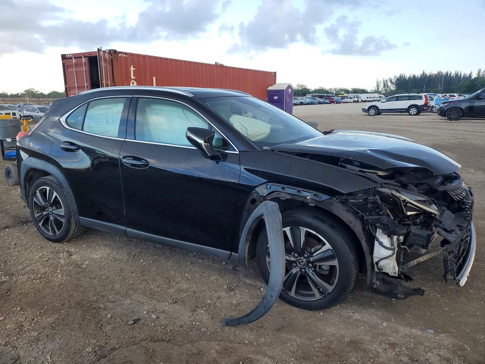 Продажа на аукционе авто 2019 Lexus Ux 200, vin: JTHY3JBH0K2019432, номер лота: 47527446
