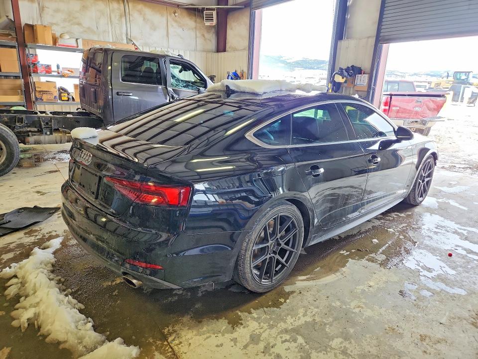 46199426 :رقم المزاد ، WAUENCF55JA046024 vin ، 2018 Audi A5 مزاد بيع