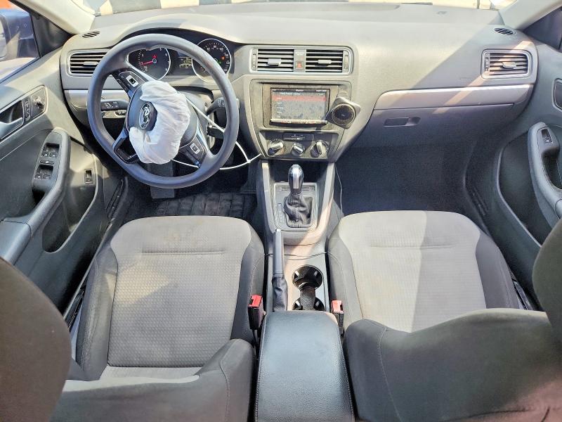 47069686 :رقم المزاد ، 3VW2B7AJ7JM240516 vin ، 2018 Volkswagen Jetta مزاد بيع