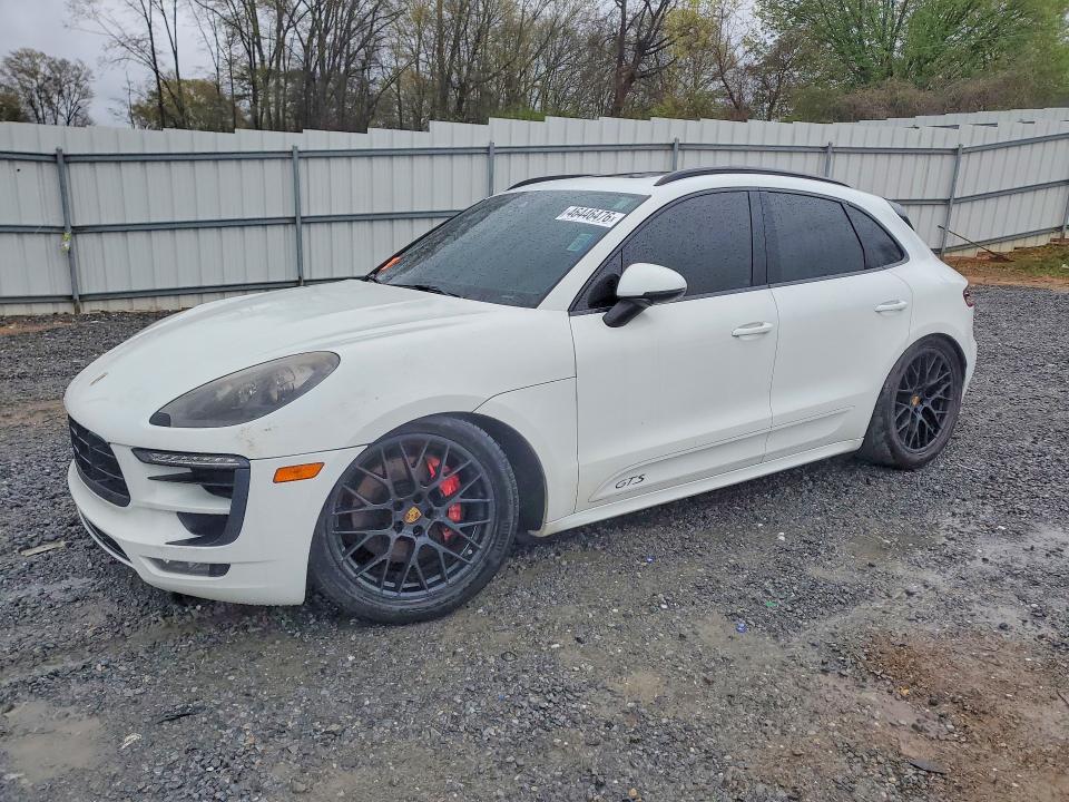 46446476 :رقم المزاد ، WP1AG2A57HLB51688 vin ، 2017 Porsche Macan مزاد بيع