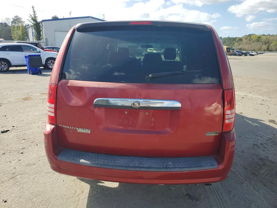 2008 Chrysler Town & Country მანქანა იყიდება აუქციონზე, vin: 2A8HR44H88R681535, აუქციონის ნომერი: 45744436