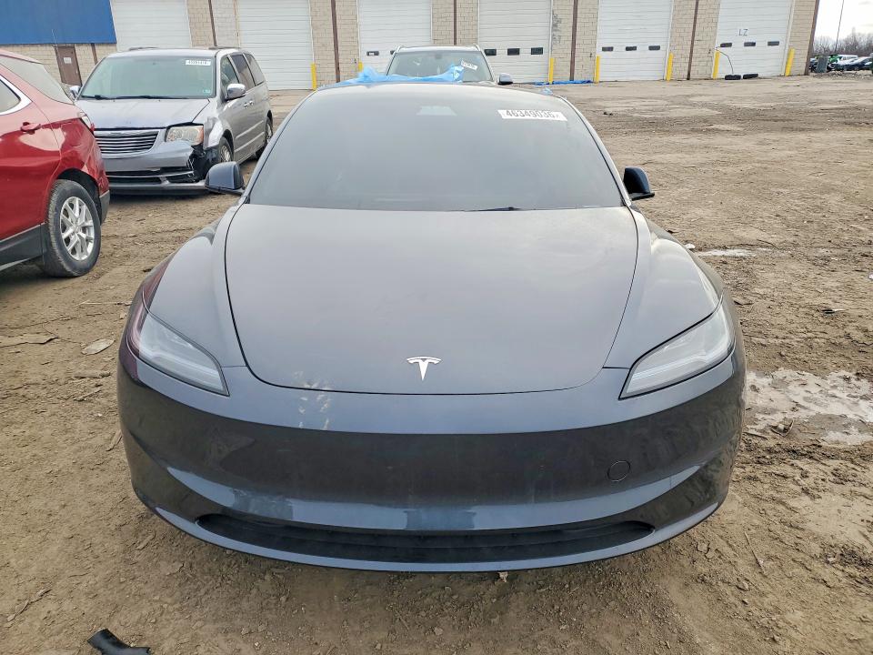 2025 Tesla Model 3 მანქანა იყიდება აუქციონზე, vin: 5YJ3E1EA2SF994922, აუქციონის ნომერი: 46349036