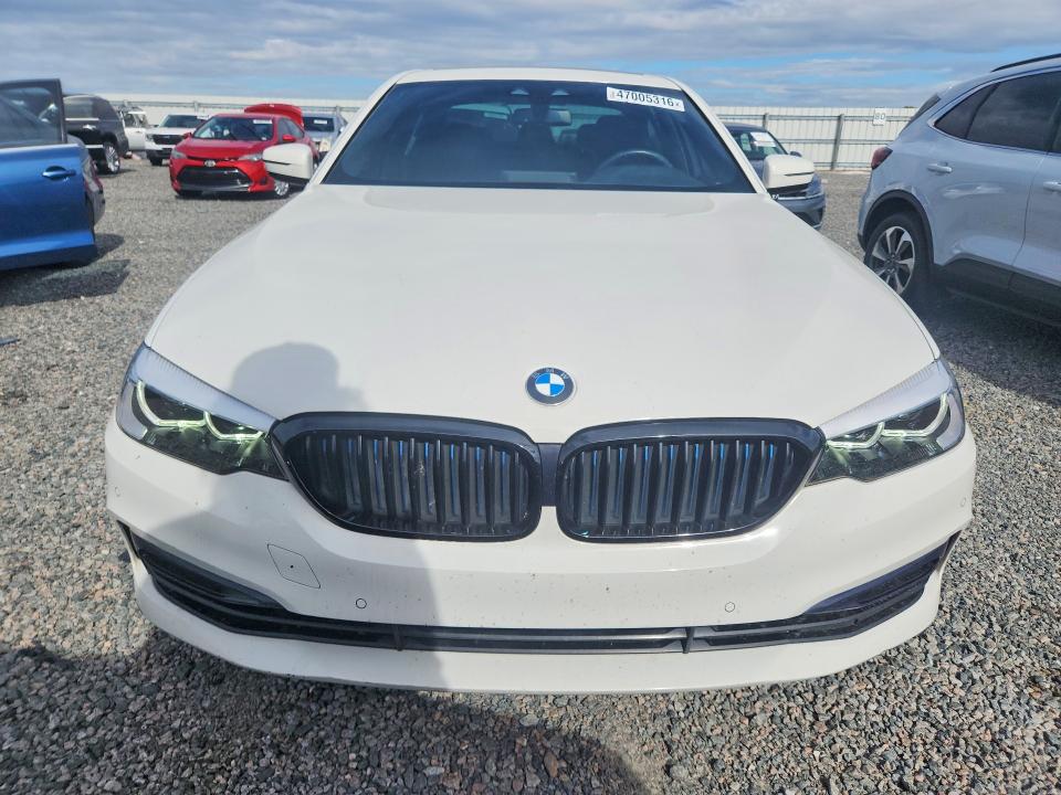 47005316 :رقم المزاد ، WBAJA9C53JB252292 vin ، 2018 Bmw 530e مزاد بيع
