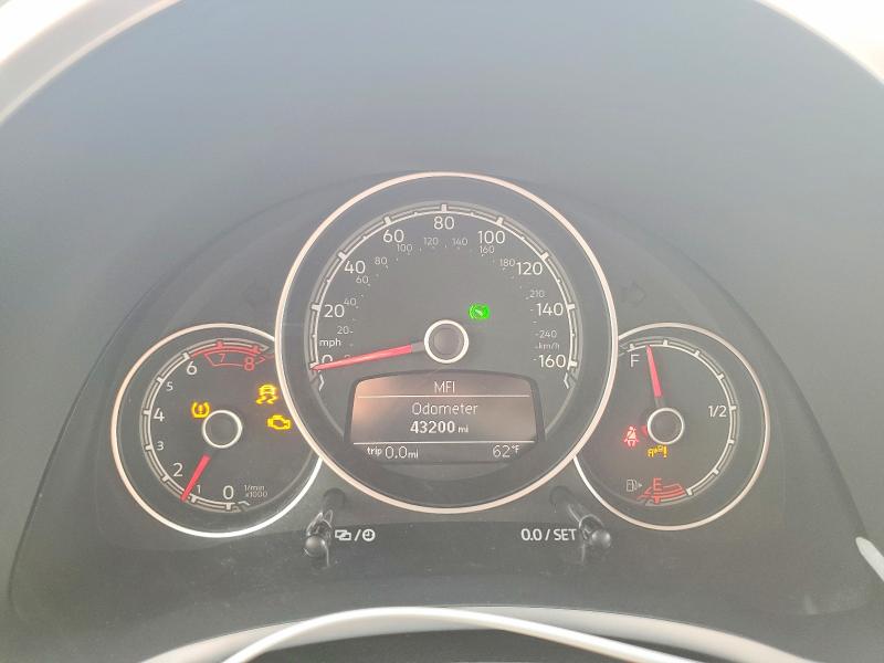46750256 :رقم المزاد ، 3VW5DAAT5KM500936 vin ، 2019 Volkswagen Beetle مزاد بيع