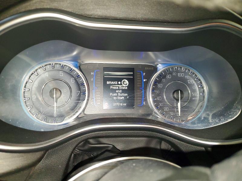 2016 Chrysler 200 მანქანა იყიდება აუქციონზე, vin: 1C3CCCAB5GN160298, აუქციონის ნომერი: 47800126
