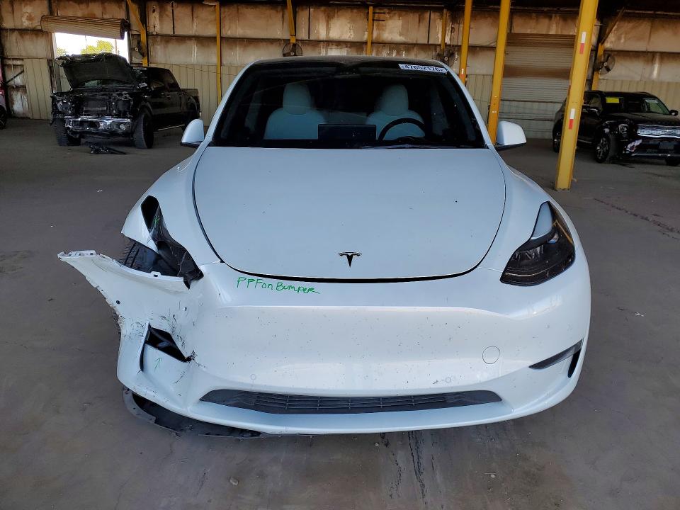 47652176 :رقم المزاد ، 7SAYGDEF1NF494450 vin ، 2022 Tesla Model Y مزاد بيع