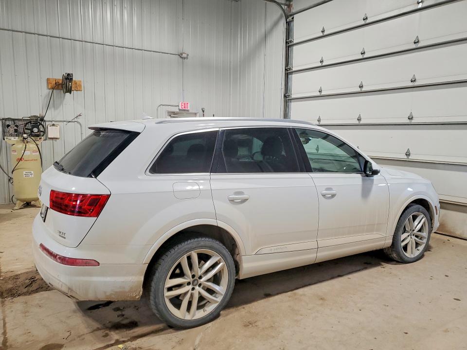 41785056 :رقم المزاد ، WA1VAAF79JD047464 vin ، 2018 Audi Q7 مزاد بيع