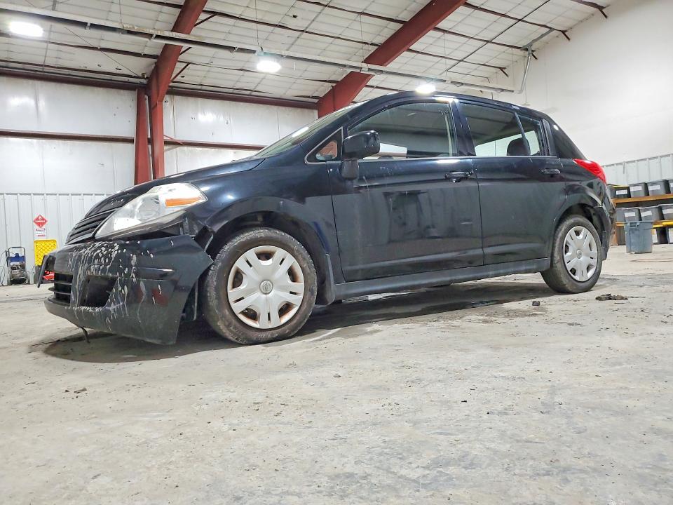 59944556 :رقم المزاد ، 3N1BC1CP1BL441563 vin ، 2011 Nissan Versa مزاد بيع