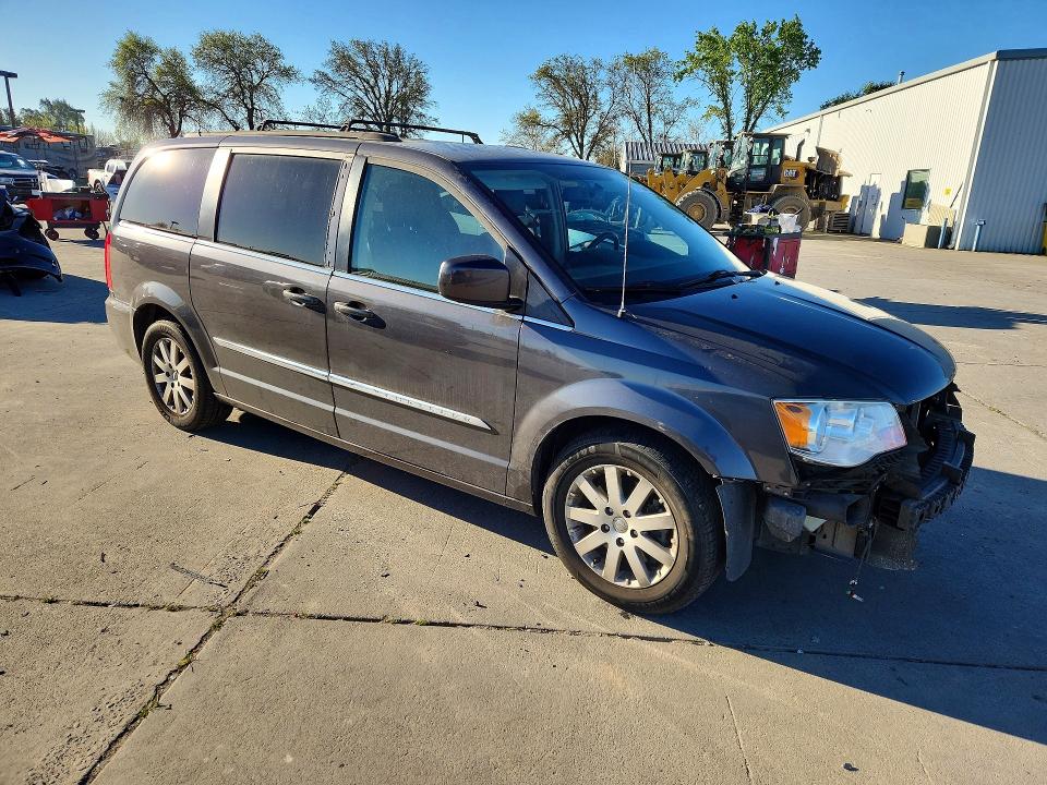 45543356 :رقم المزاد ، 2C4RC1BG7GR298562 vin ، 2016 Chrysler Town & Country مزاد بيع