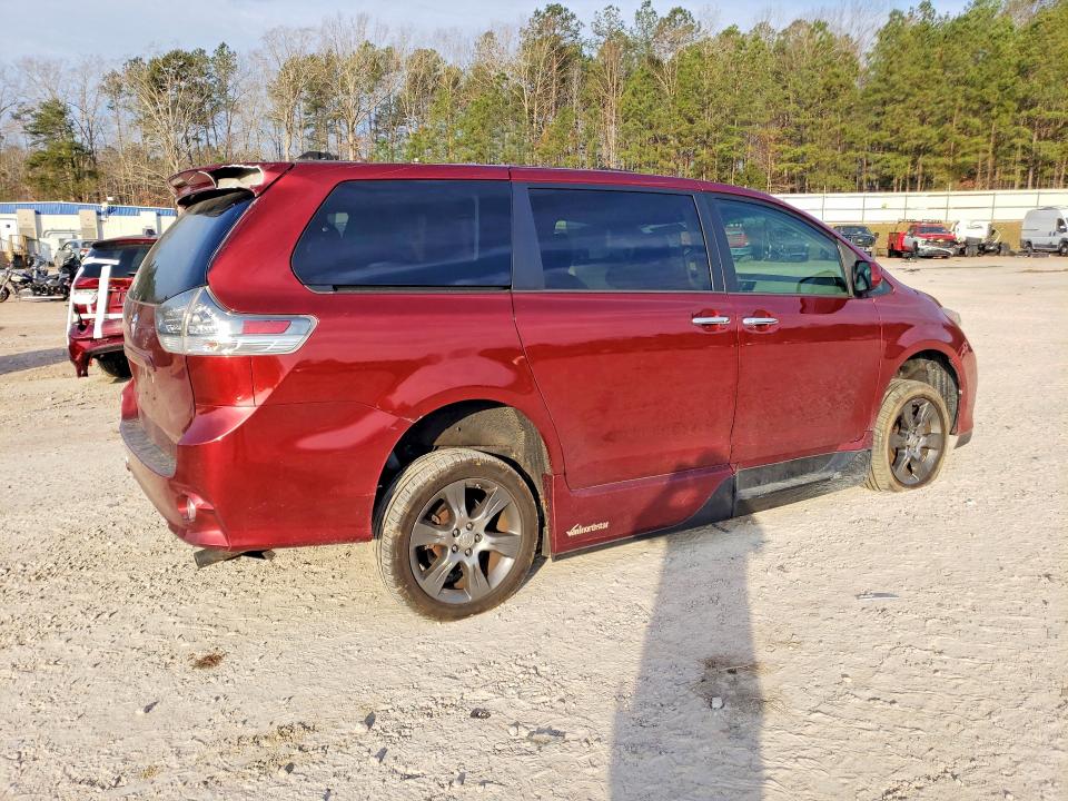 Продаж на аукціоні авто 2013 Toyota Sienna, vin: 5TDXK3DC8DS338800, номер лоту: 41691506