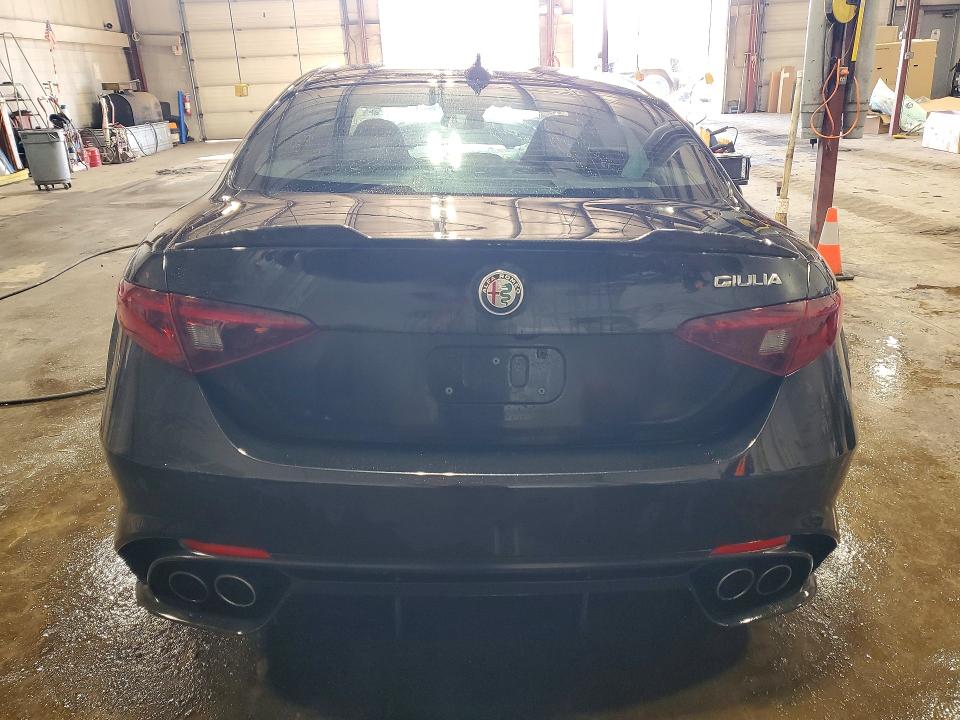 2023 Alfa Romeo Giulia მანქანა იყიდება აუქციონზე, vin: ZARFAMEVXP7676787, აუქციონის ნომერი: 79423605