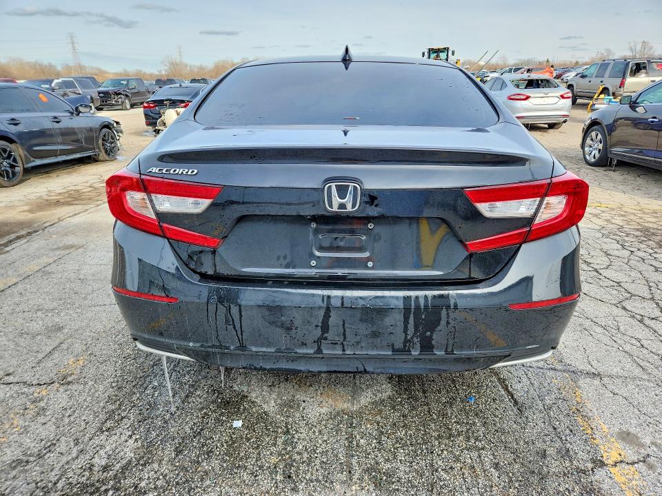 46353416 :رقم المزاد ، 1HGCV1F16NA060775 vin ، 2022 Honda Accord مزاد بيع