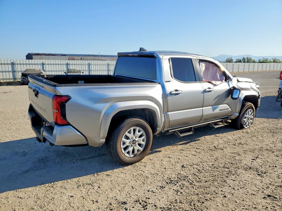 2025 Toyota Tacoma მანქანა იყიდება აუქციონზე, vin: 3TMLB5JN6SM170300, აუქციონის ნომერი: 46239936