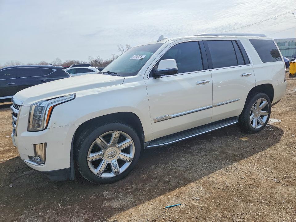 2015 Cadillac Escalade მანქანა იყიდება აუქციონზე, vin: 1GYS4MKJ1FR656961, აუქციონის ნომერი: 46643006