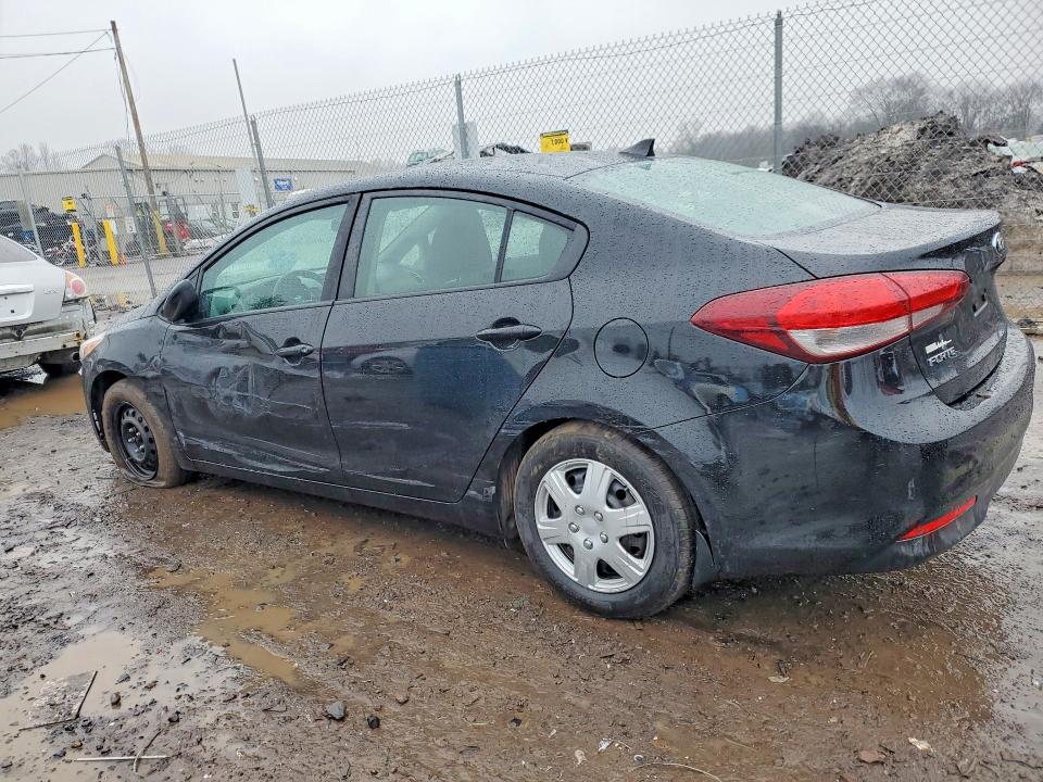 79916635 :رقم المزاد ، 3KPFK4A78HE135088 vin ، 2017 Kia Forte مزاد بيع