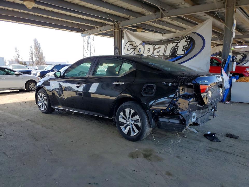 42002626 :رقم المزاد ، 1N4BL4BV9NN370475 vin ، 2022 Nissan Altima مزاد بيع