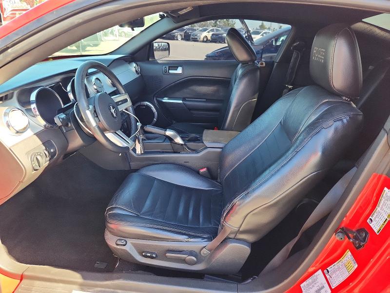 42021386 :رقم المزاد ، 1ZVHT82H275255559 vin ، 2007 Ford Mustang مزاد بيع