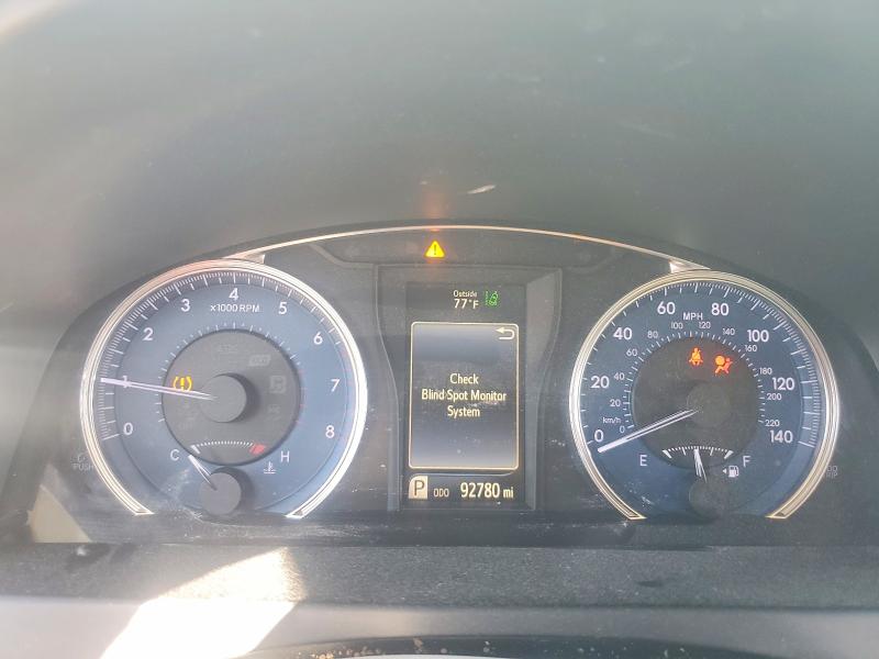 46232646 :رقم المزاد ، 4T1BF1FK9HU704591 vin ، 2017 Toyota Camry مزاد بيع