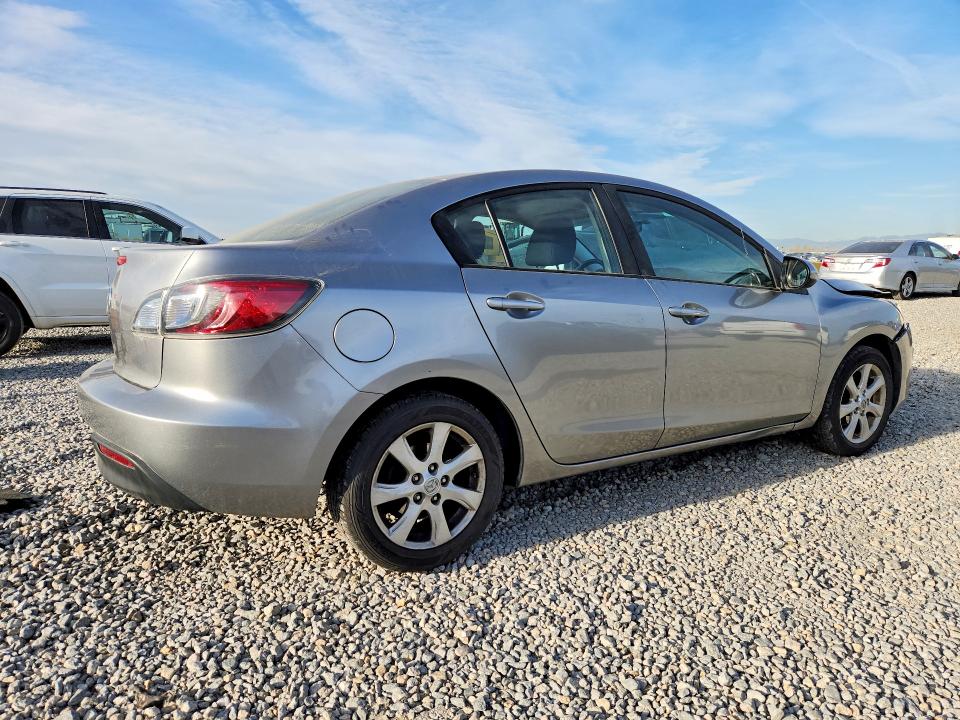 47409356 :رقم المزاد ، JM1BL1VF8B1402512 vin ، 2011 Mazda 3 مزاد بيع