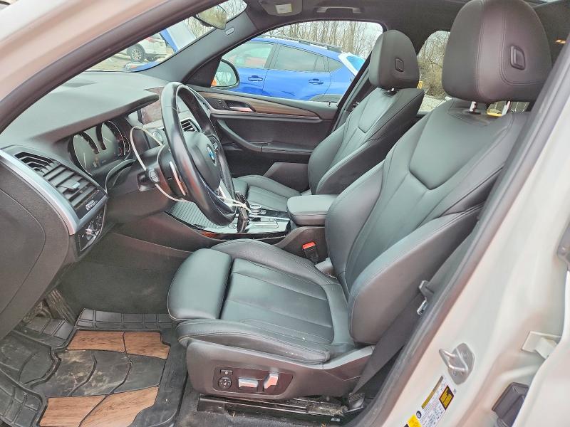 46642186 :رقم المزاد ، 5UXTY5C00M9F64877 vin ، 2021 Bmw X3 مزاد بيع