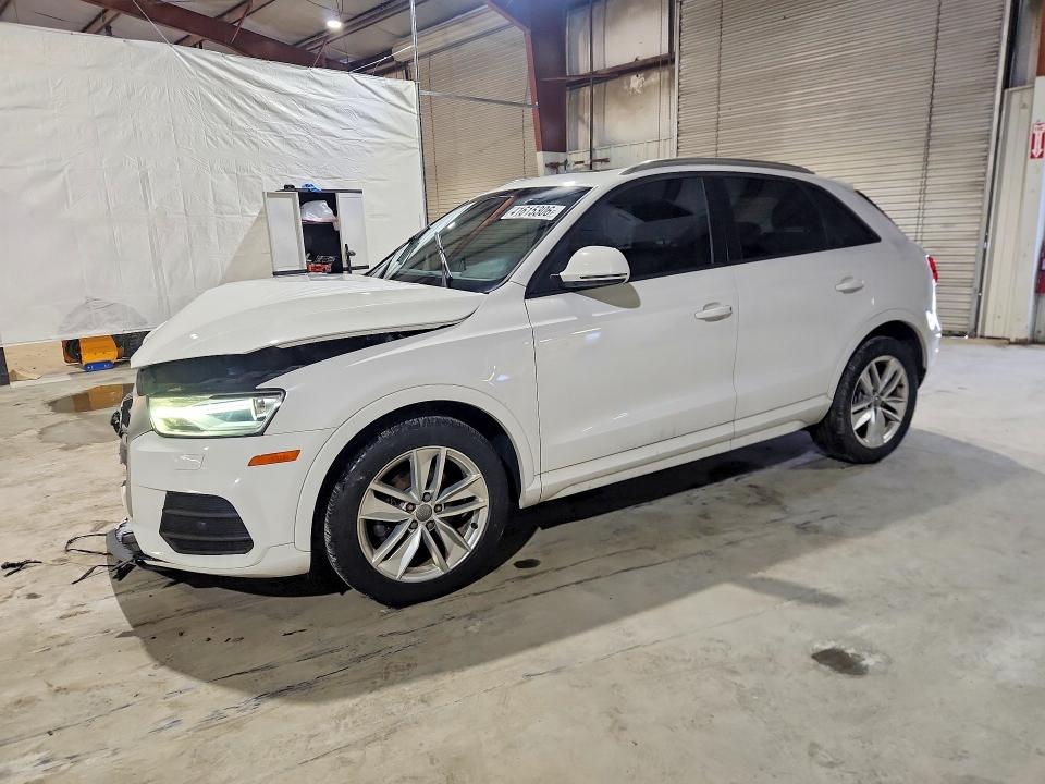 41615306 :رقم المزاد ، WA1ECCFS7HR012767 vin ، 2017 Audi Q3 مزاد بيع