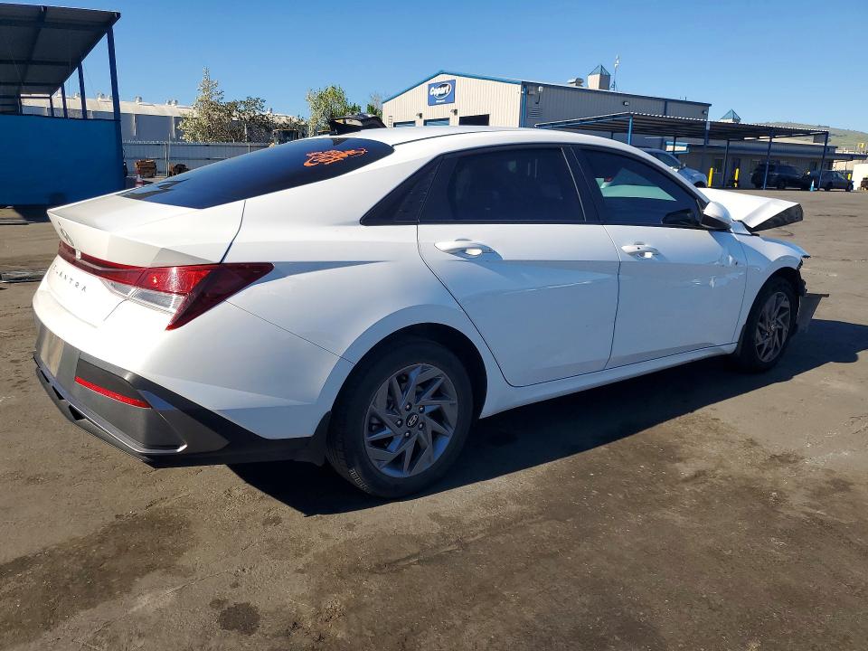 2024 Hyundai Elantra მანქანა იყიდება აუქციონზე, vin: KMHLM4DG5RU762869, აუქციონის ნომერი: 47140766