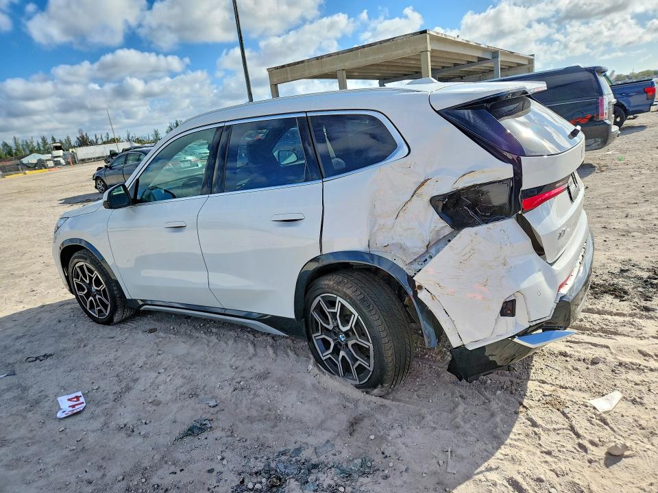 41776996 :رقم المزاد ، WBX73EF07S5077418 vin ، 2025 Bmw X1 مزاد بيع