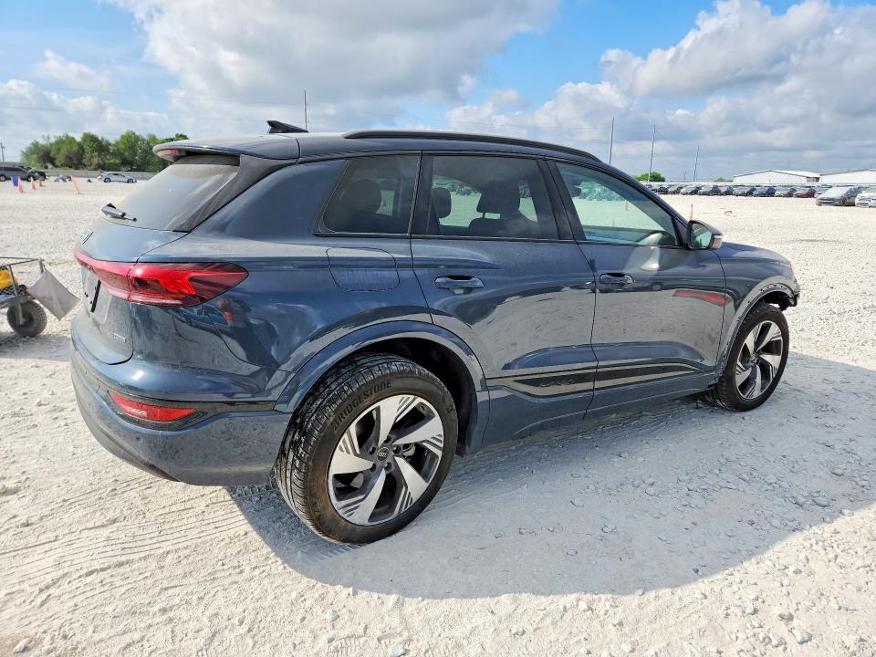2025 Audi Q6 E-tron მანქანა იყიდება აუქციონზე, vin: WA114BGFXSA035294, აუქციონის ნომერი: 47830776