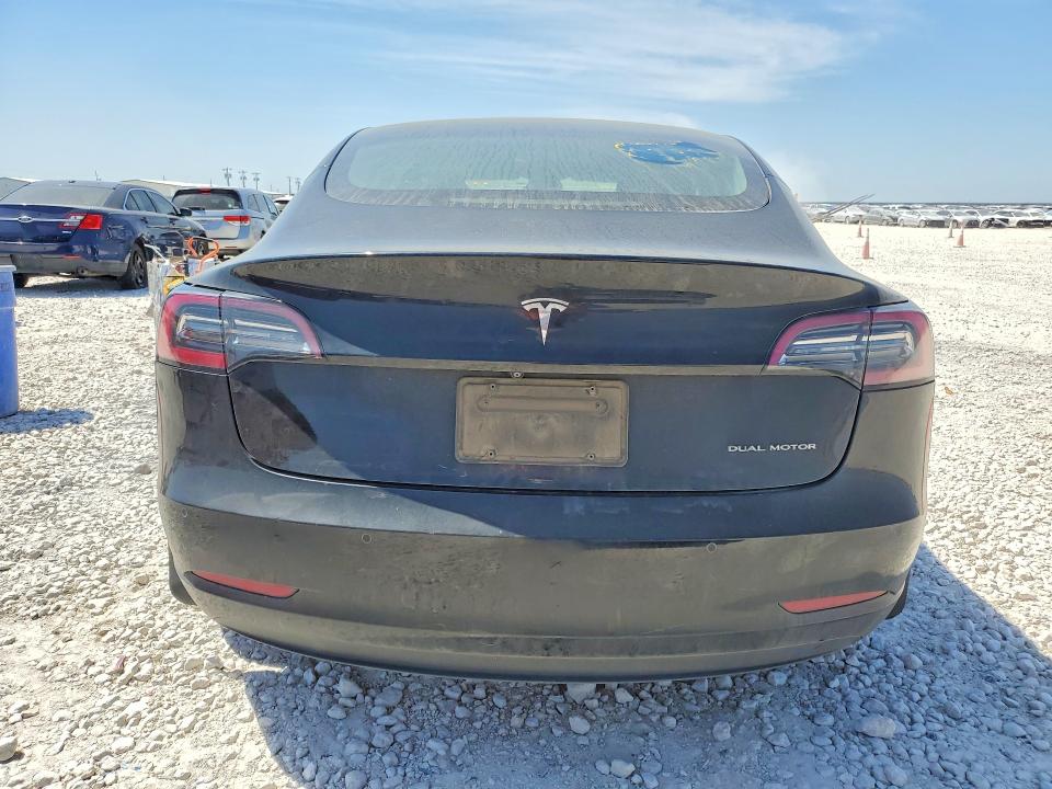 46930406 :رقم المزاد ، 5YJ3E1EB4KF197127 vin ، 2019 Tesla Model 3 مزاد بيع
