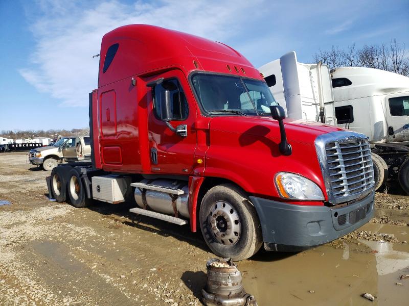 2011 Freightliner Cascadia მანქანა იყიდება აუქციონზე, vin: 1FUJGLDR6BLAV6676, აუქციონის ნომერი: 41733246
