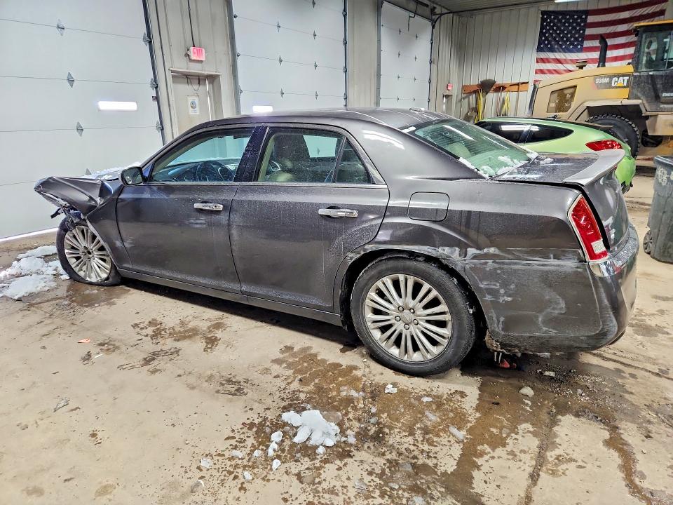 46445026 :رقم المزاد ، 2C3CCARGXDH595472 vin ، 2013 Chrysler 300 مزاد بيع
