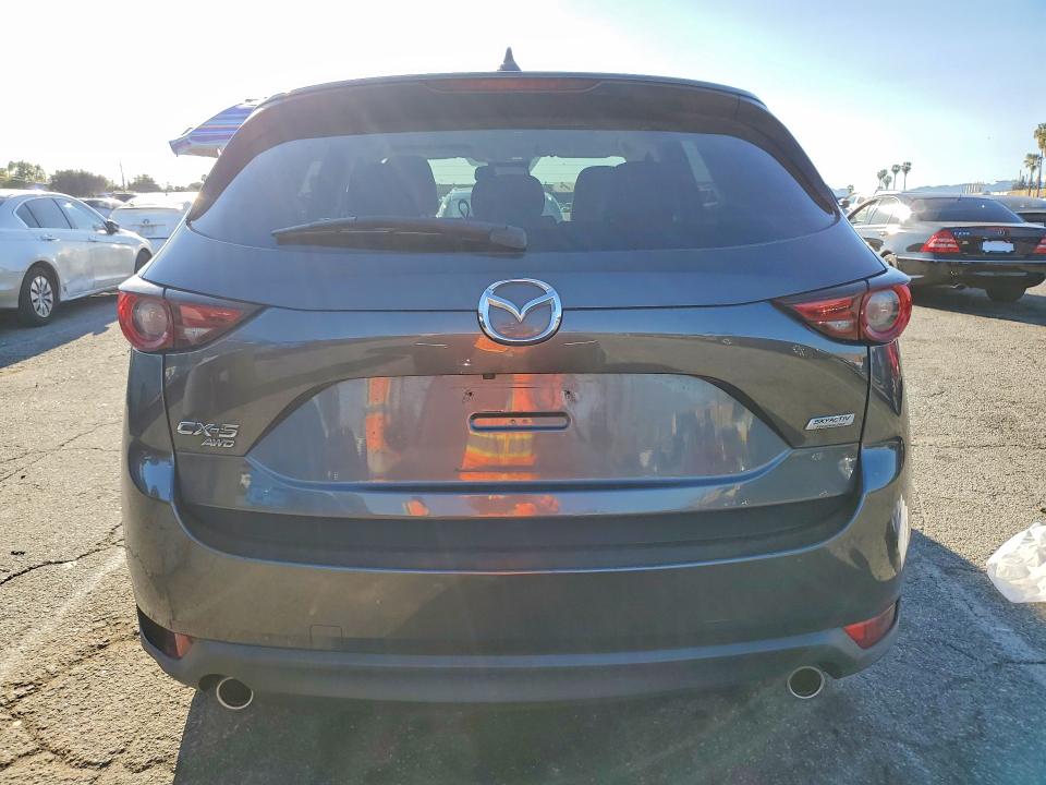 2018 Mazda Cx-5 მანქანა იყიდება აუქციონზე, vin: JM3KFBDM6J0448641, აუქციონის ნომერი: 79051475