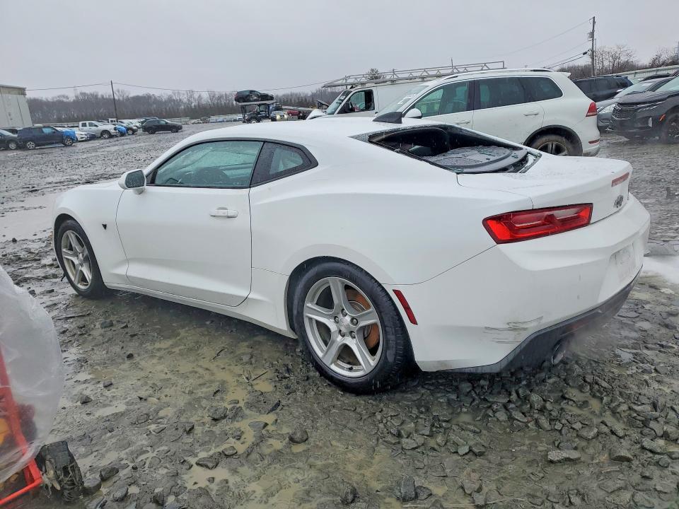 78979095 :رقم المزاد ، 1G1FB1RX6J0151705 vin ، 2018 Chevrolet Camaro مزاد بيع