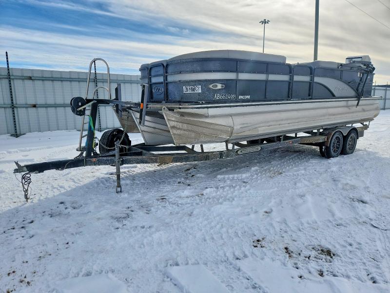 2019 Manitowoc Boat მანქანა იყიდება აუქციონზე, vin: USTII48362E919, აუქციონის ნომერი: 47837136