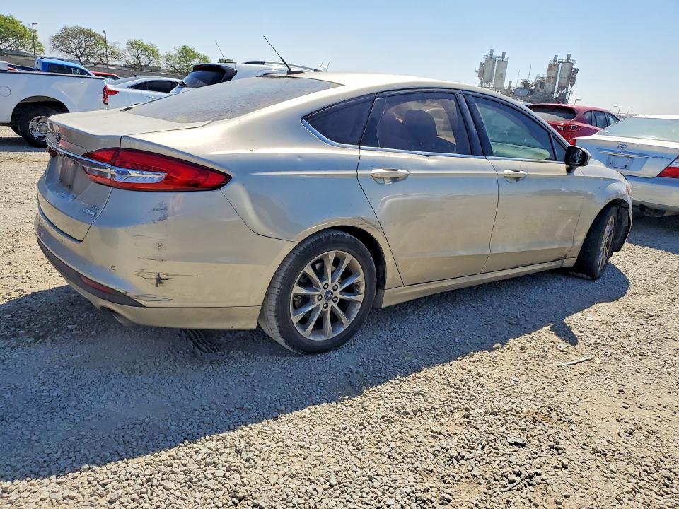 Продажа на аукционе авто 2017 Ford Fusion, vin: 3FA6P0HDXHR293565, номер лота: 47639006