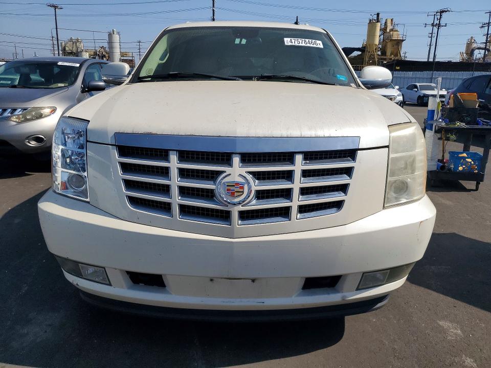 Продажа на аукционе авто 2007 Cadillac Escalade, vin: 1GYFK668X7R409739, номер лота: 47578466