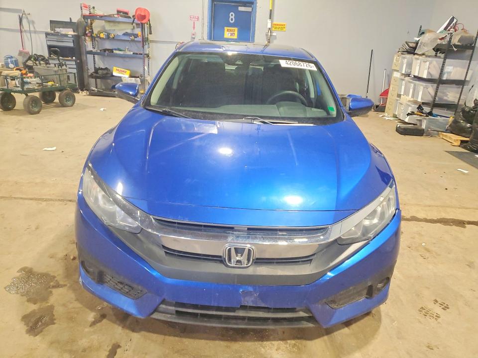 Продажа на аукционе авто 2017 Honda Civic, vin: 2HGFC2F88HH003196, номер лота: 42068726