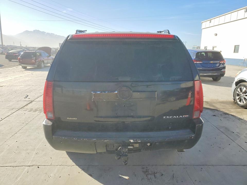 47558646 :رقم المزاد ، 1GYFK63808R266306 vin ، 2008 Cadillac Escalade مزاد بيع