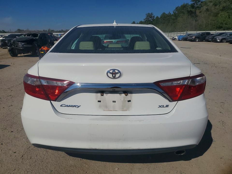 46232646 :رقم المزاد ، 4T1BF1FK9HU704591 vin ، 2017 Toyota Camry مزاد بيع