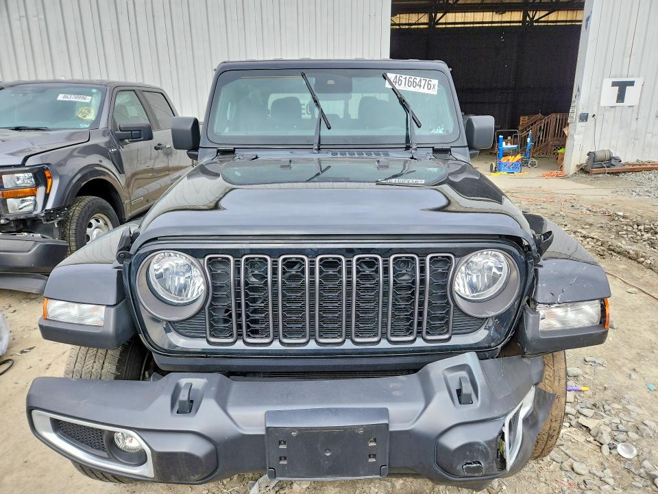 Продажа на аукционе авто 2024 Jeep Gladiator, vin: 1C6HJTAG6RL113404, номер лота: 46166476