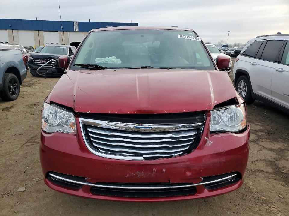47379126 :رقم المزاد ، 2C4RC1BG7GR149357 vin ، 2016 Chrysler Town & Country مزاد بيع