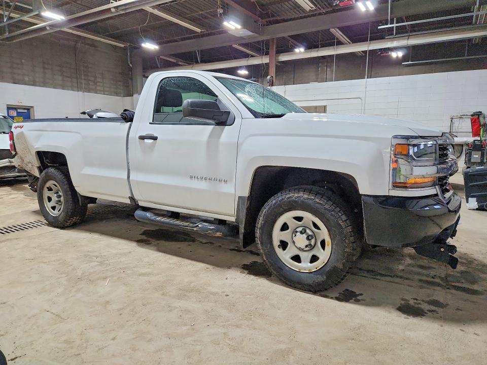 Продаж на аукціоні авто 2018 Chevrolet Silverado, vin: 1GCNKNEC8JZ303217, номер лоту: 47613366