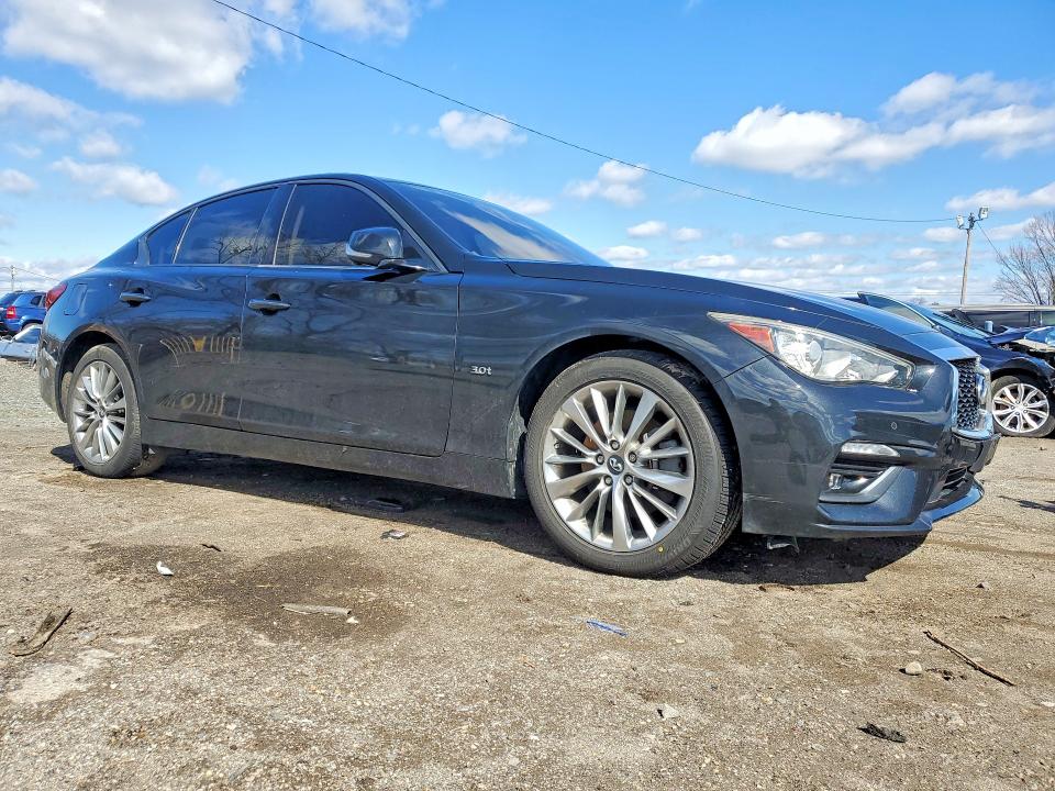 41931756 :رقم المزاد ، JN1EV7AR7JM436435 vin ، 2018 Infiniti Q50 مزاد بيع