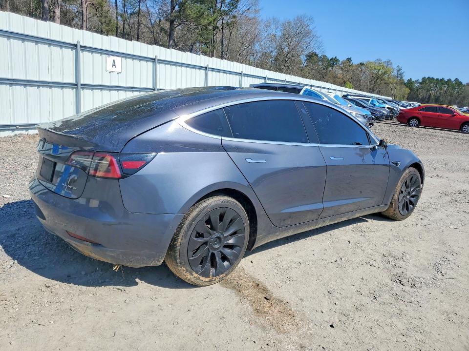 46561596 :رقم المزاد ، 5YJ3E1EB5KF195239 vin ، 2019 Tesla Model 3 مزاد بيع