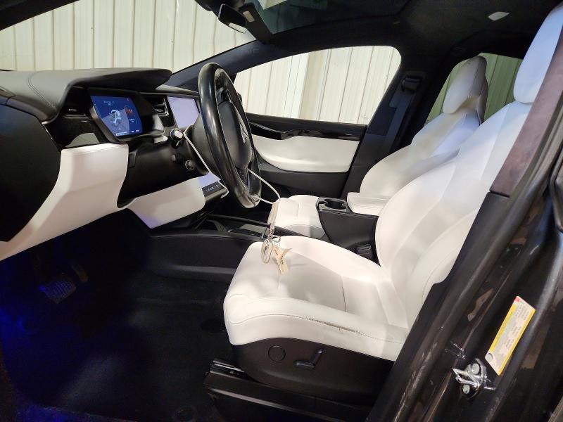 46613306 :رقم المزاد ، 5YJXCDE26JF132416 vin ، 2018 Tesla Model X مزاد بيع