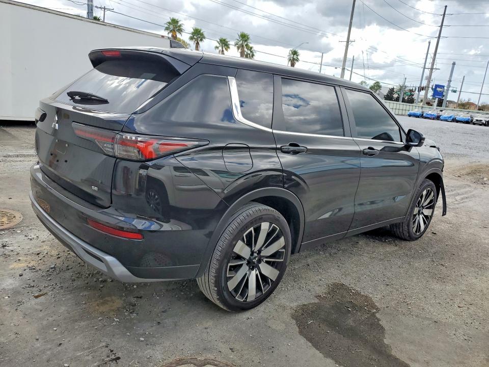 Продаж на аукціоні авто 2025 Mitsubishi Outlander, vin: JA4J3VA86SZ050147, номер лоту: 79121145
