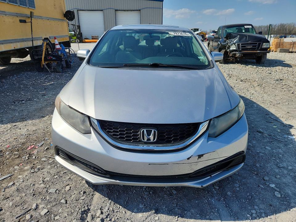 Продажа на аукционе авто 2015 Honda Civic, vin: 19XFB2F86FE010173, номер лота: 47873616