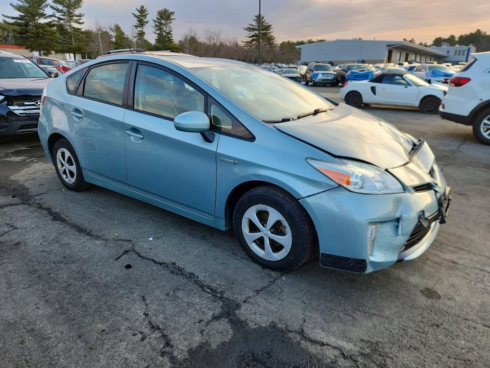 42043426 :رقم المزاد ، JTDKN3DU9F1995888 vin ، 2015 Toyota Prius مزاد بيع