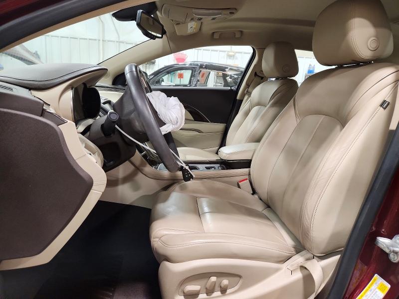 47564446 :رقم المزاد ، 1G4GB5G38GF142444 vin ، 2016 Buick Lacrosse مزاد بيع