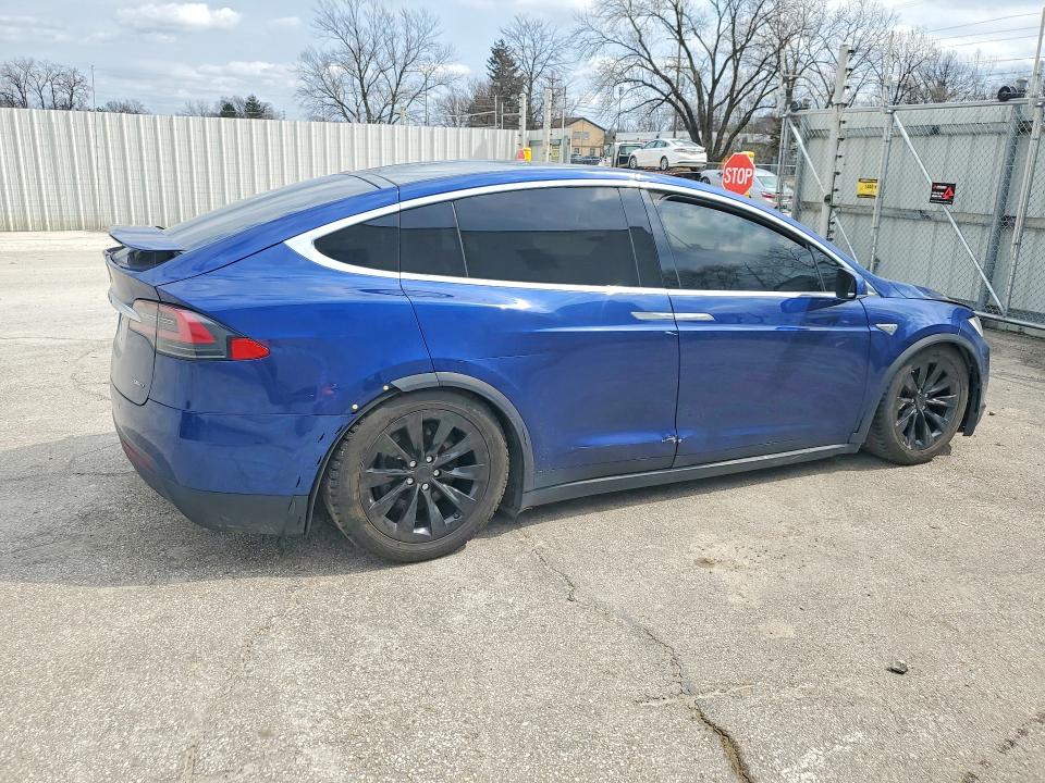 48313196 :رقم المزاد ، 5YJXCAE22GF005170 vin ، 2016 Tesla Model X مزاد بيع
